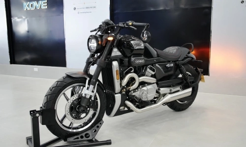 Hyosung GV350X: a Korean cruiser motorcycle priced at 135 million dong