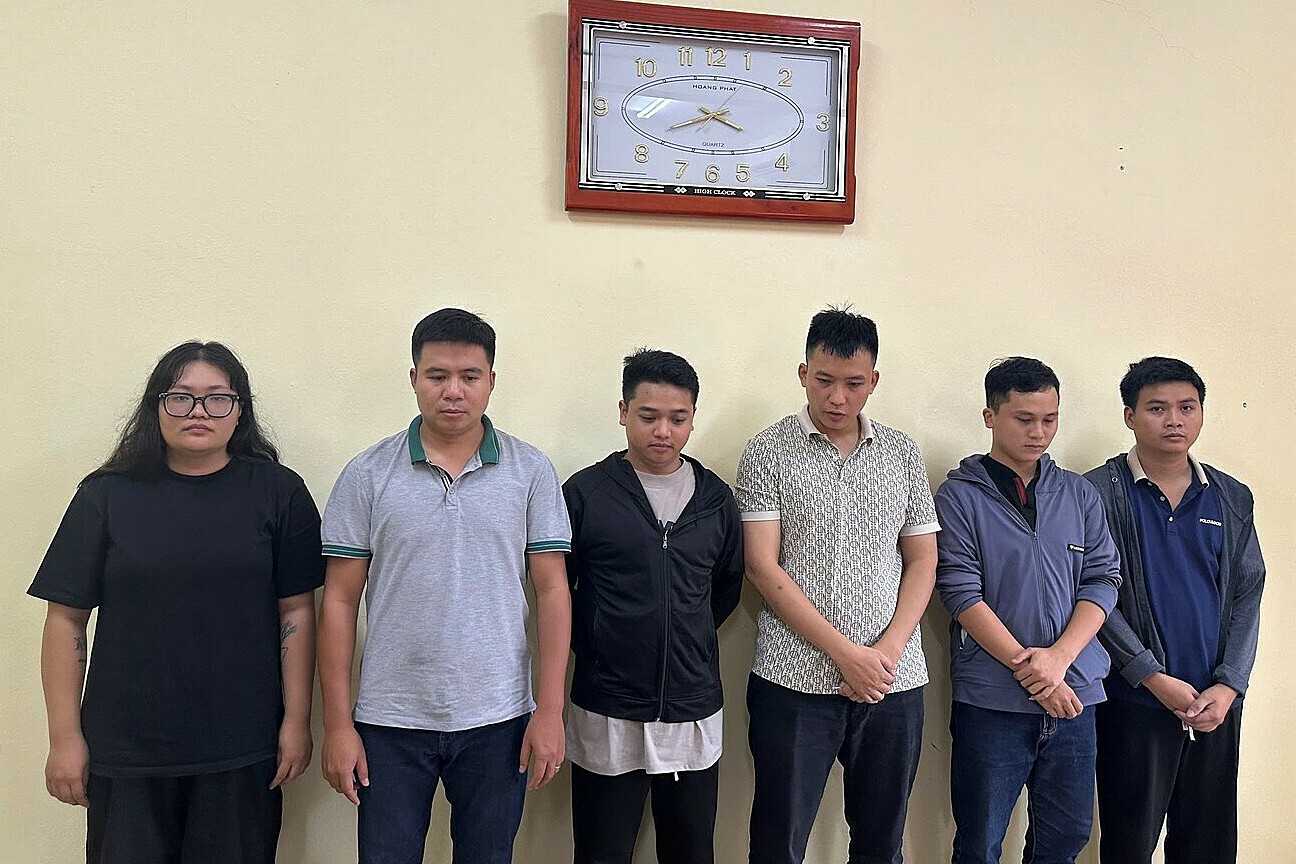 500 billion VND gambling ring busted operating via KUBET, B52 games
