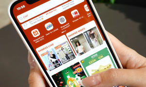 Consumers shop safely with Shopee's features