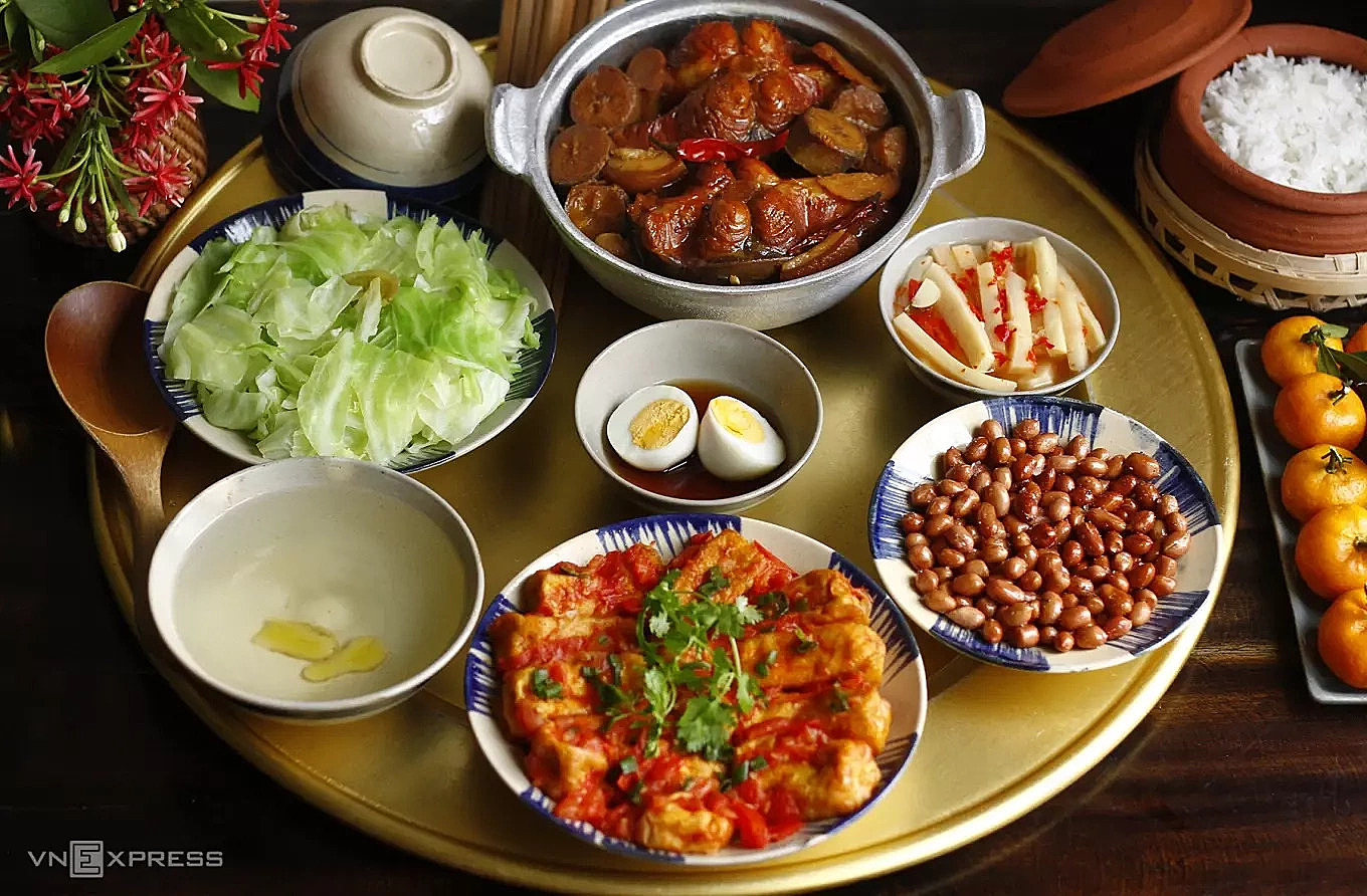 Nutrition institute doctor shares dietary advice for a longer life