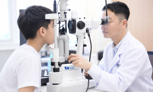 Doctor advises on controlling myopia, preventing progression