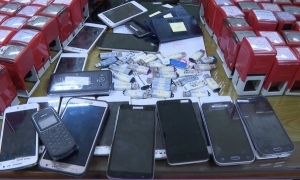 Over 100 'ghost' companies involved in illegal invoice trading worth over 6,000 billion dong