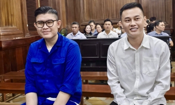 Luxury car 'kingpin' Phan Cong Khanh in court