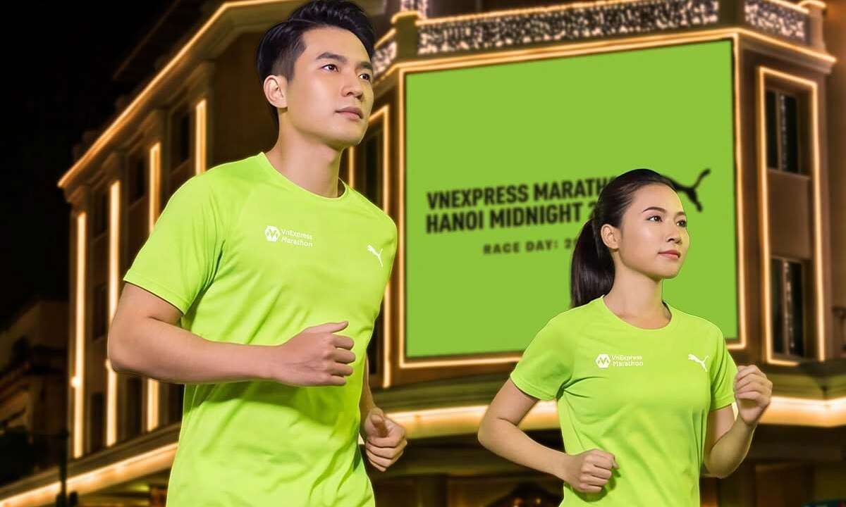 VnExpress Marathon Hanoi Midnight 2026 race kit: minimalist design for night run