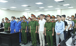Former criminal police deputy defrauds two fake milk companies of 3.5 billion VND in "case-fixing" scheme