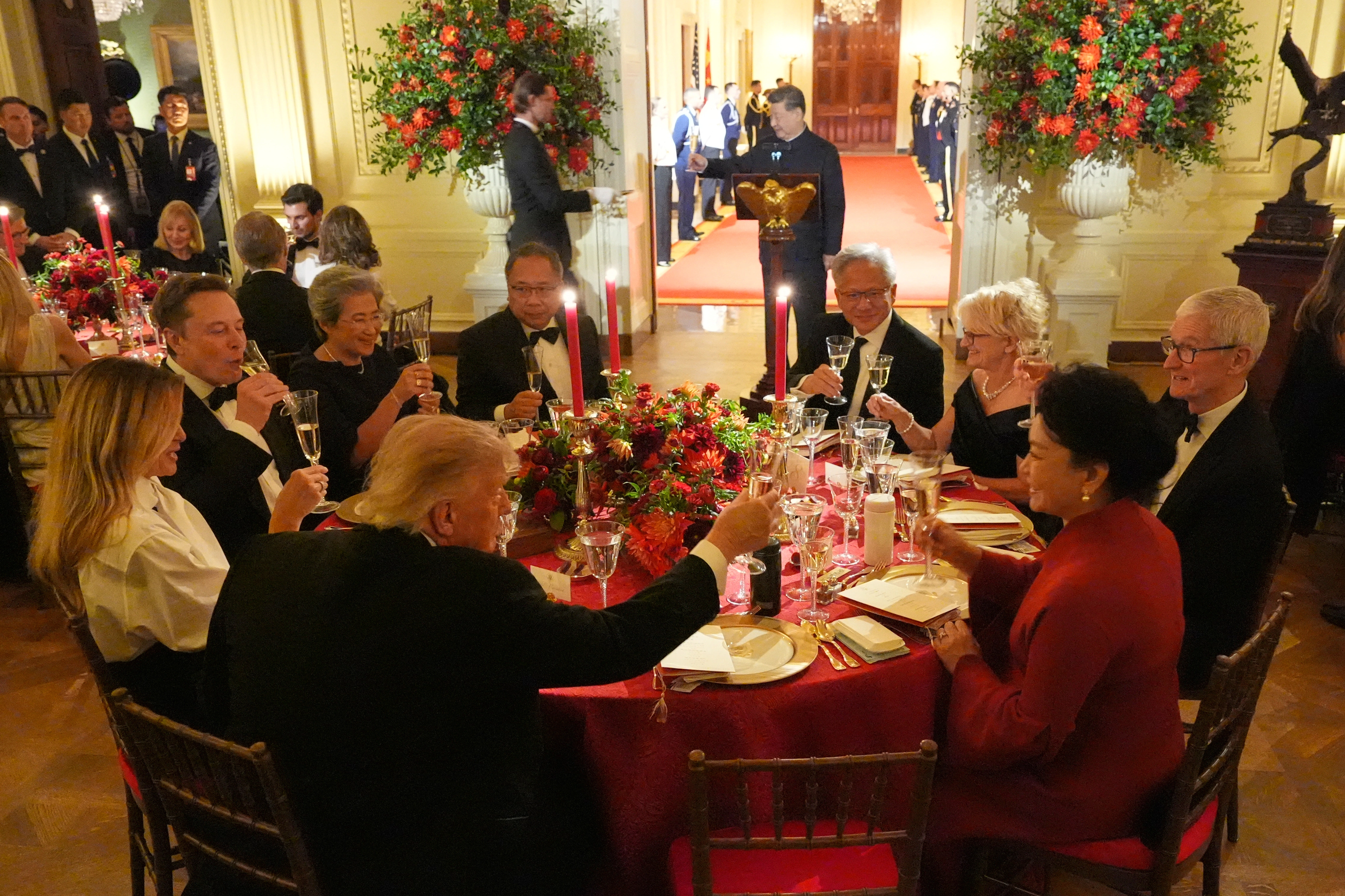 Tech CEOs attend state dinner for Xi Jinping