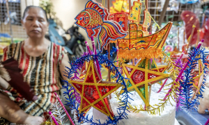 Vietnamese consumers cut costs on Mid-Autumn lanterns