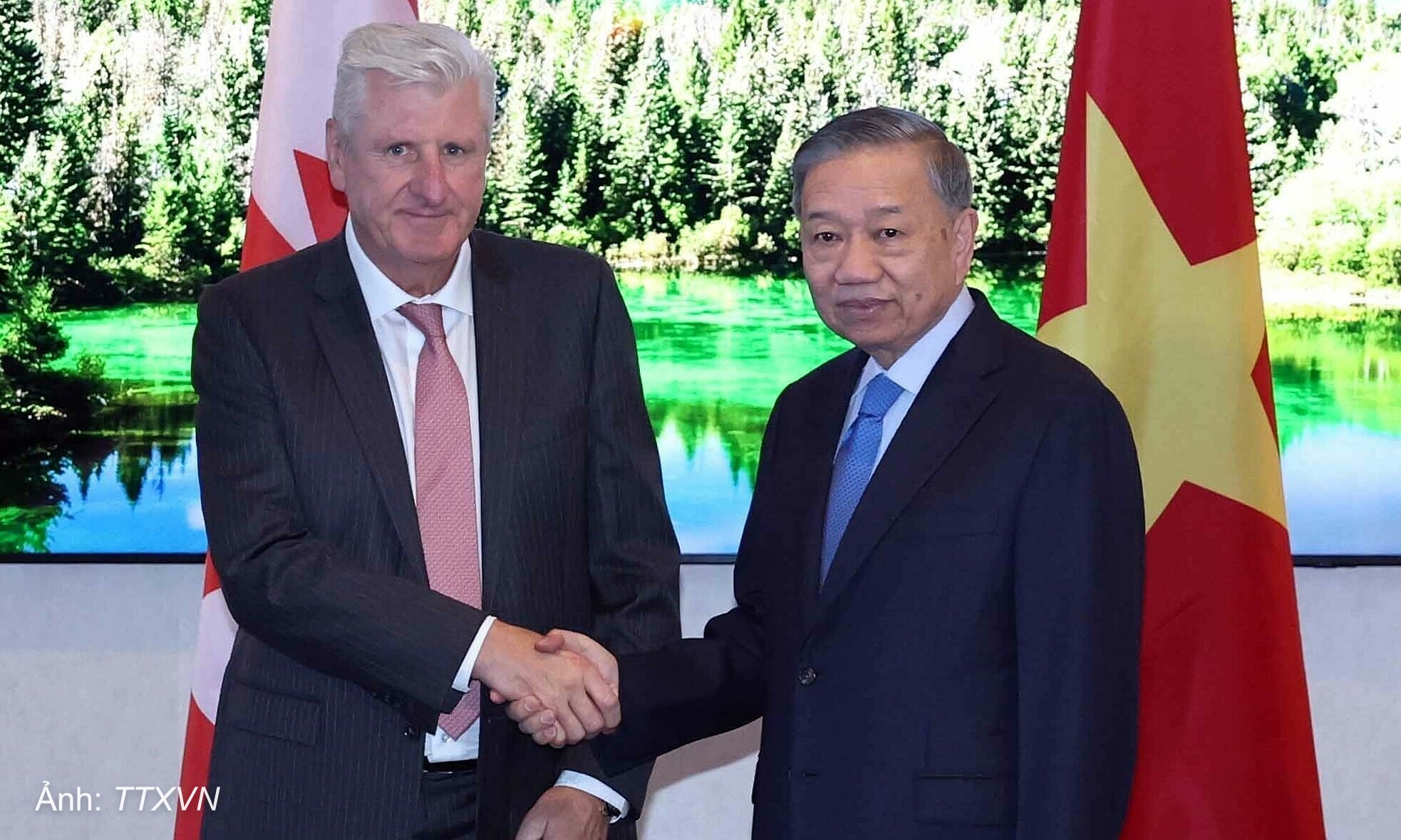 Canadian corporation seeks nuclear power cooperation with Vietnam