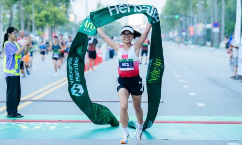 11 seconds separate champions at Grand Tour Nghe An marathon