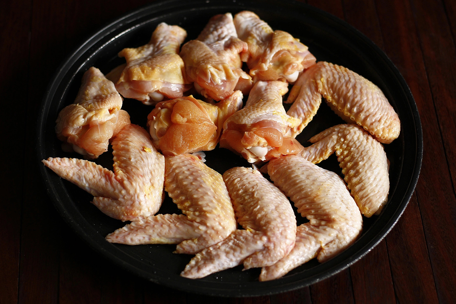 Doctor points out two harmful mistakes when eating chicken