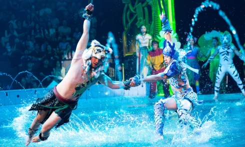 Son Tinh Thuy Tinh circus 'sells out' in Hanoi