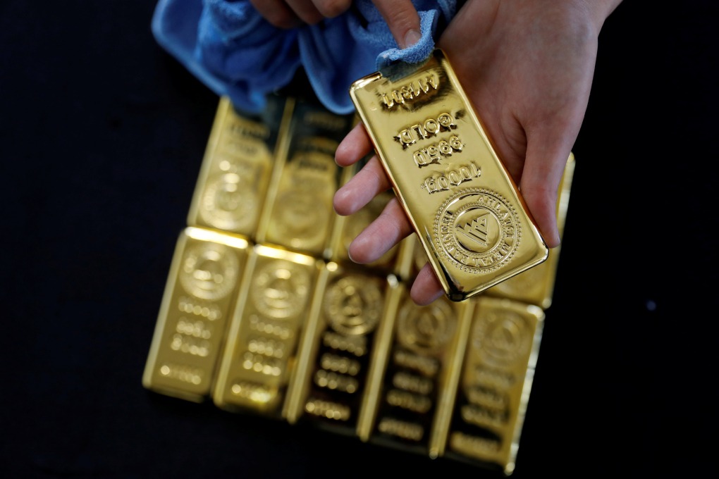 Global gold prices rebound