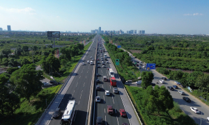 Proposal: vehicles in expressway lane one must exceed minimum speed