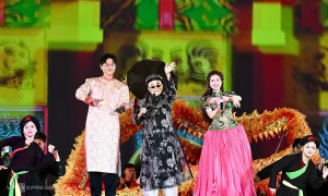 Ethnic colors at the opening of the World Culture Festival in Hanoi