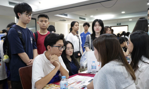 Many Vietnamese students abandon 'American dream'
