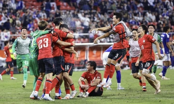 South Korean footballers spark controversy celebrating military service exemption