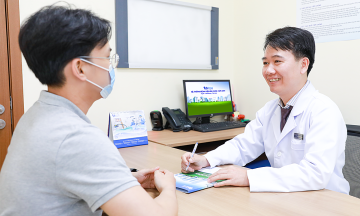 Three drinking habits that may signal urinary tract diseases