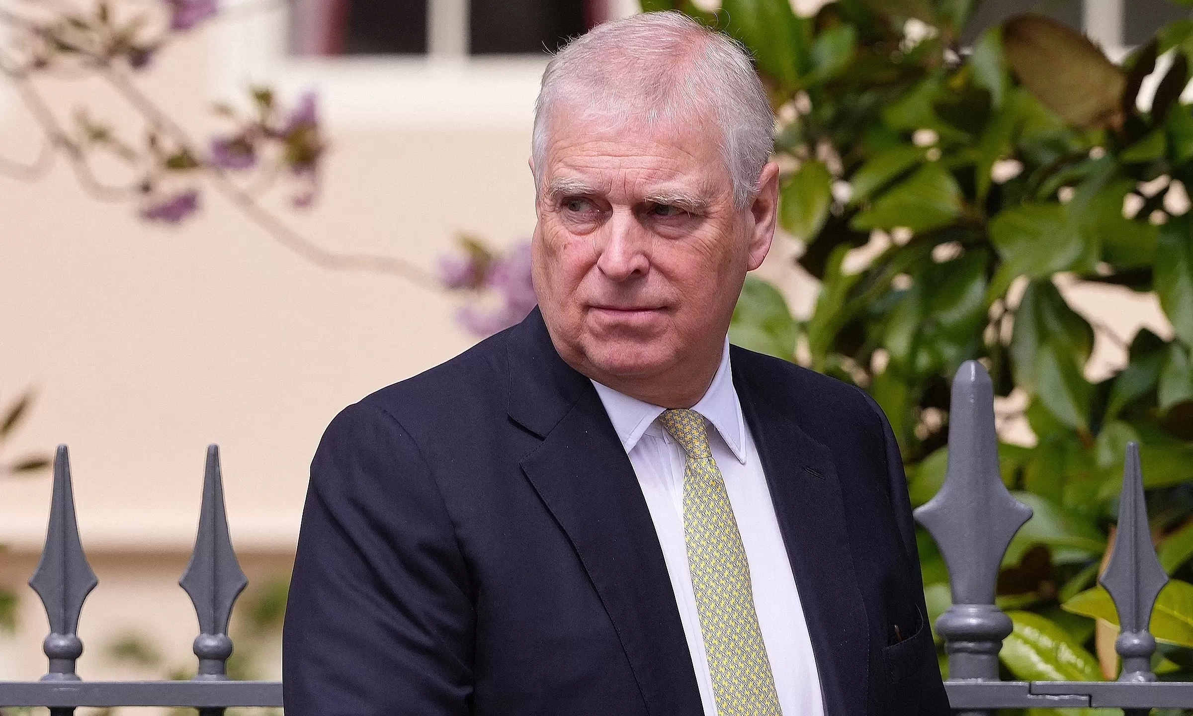 Prince Andrew sues UK police over house search warrants