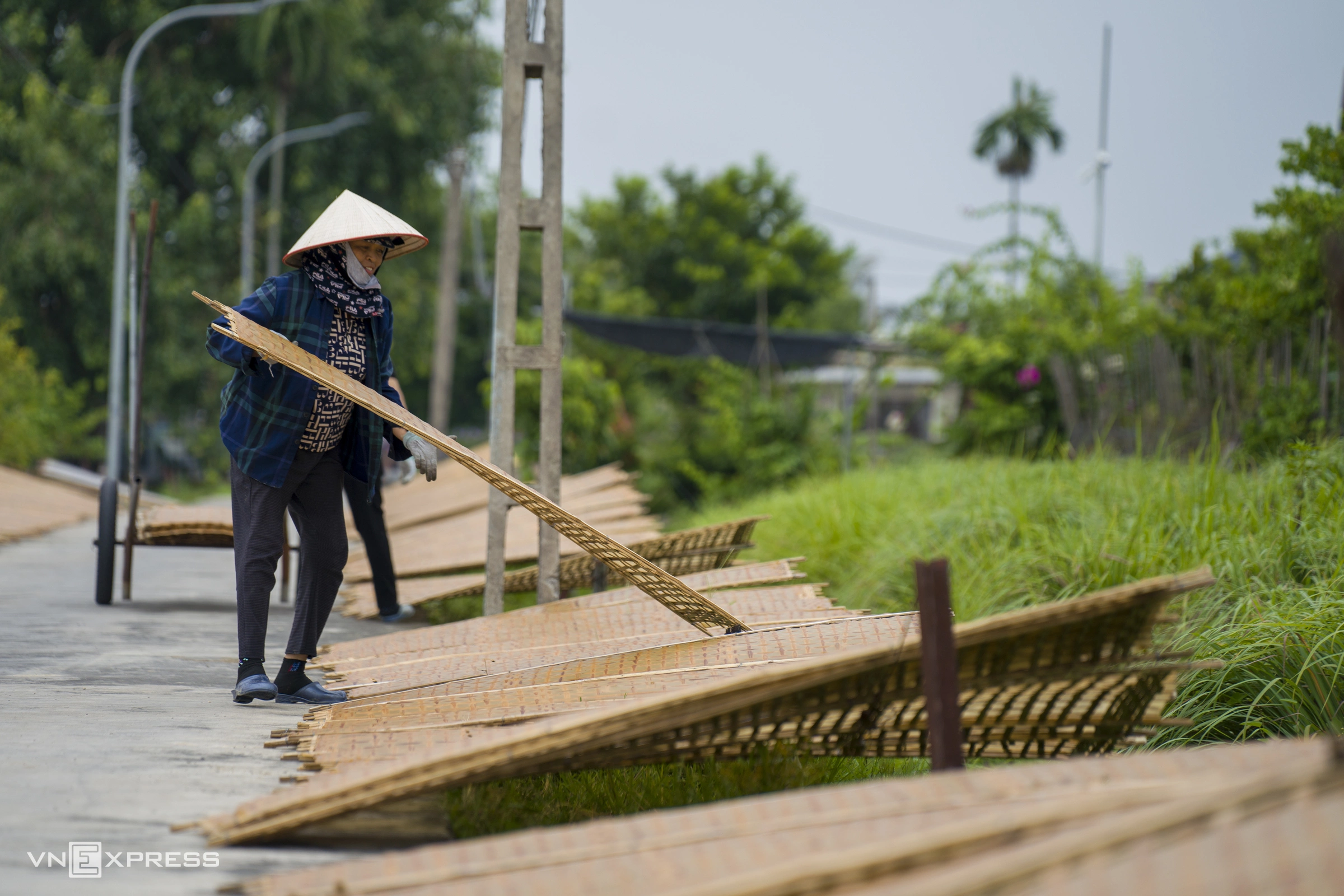 The heart of Hai Phong's banh da cua