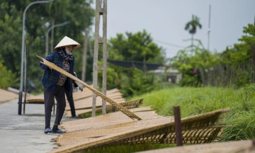 The heart of Hai Phong's banh da cua