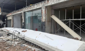 Awning collapse kills worker