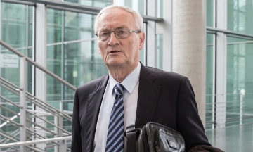 UK fears 'exposed agents' after former German intelligence chief arrested
