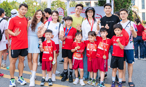 Techcom Life and thousands of young runners spread an active lifestyle