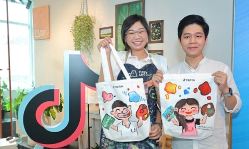 Drawing happiness