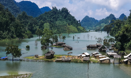 Ta Phinh village during the flooded season