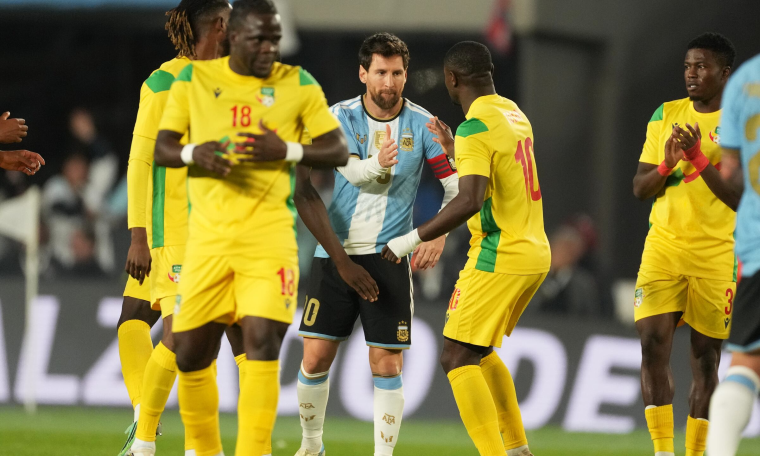 Benin coach complains about not getting shared photos with Messi
