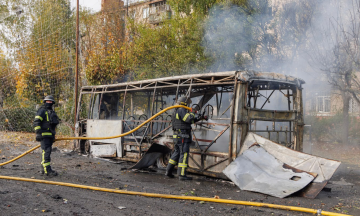 Two buses hit by glide bombs in Donetsk, at least 30 dead