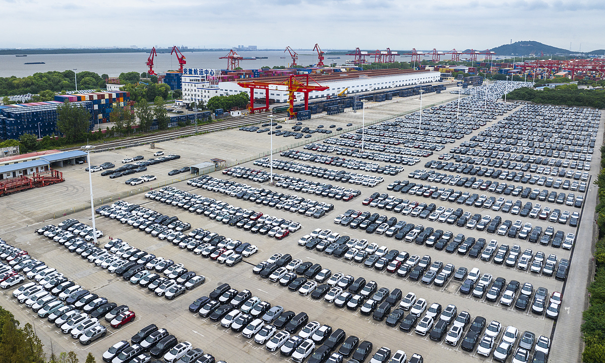 EU: China agrees to halve hybrid car exports