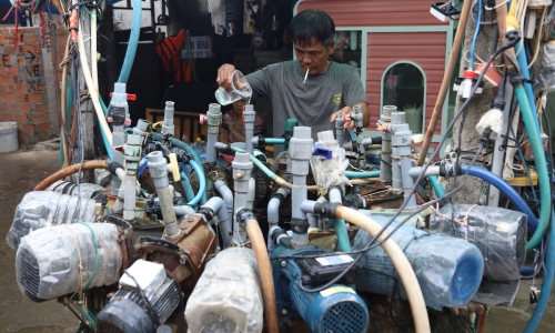 A tourist coastal village thirsts for clean water