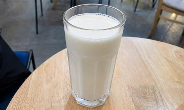 Do children drinking milk instead of breakfast get enough nutrients?