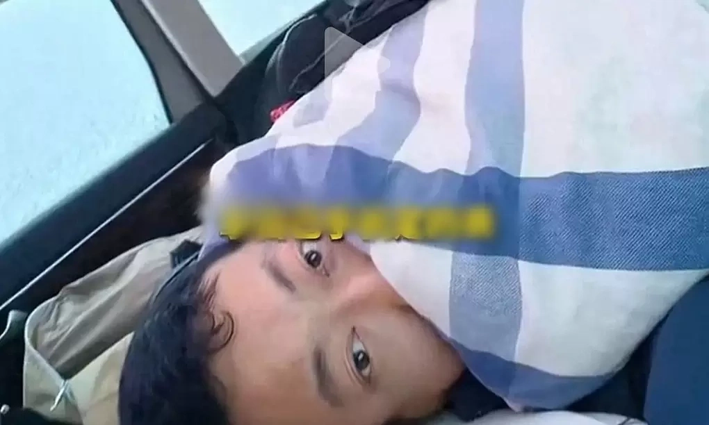 Stranded tourist sets alarm every two hours fearing death on snowy mountain
