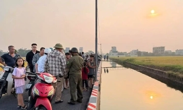 Man drowns saving two female students in Giao Thuy