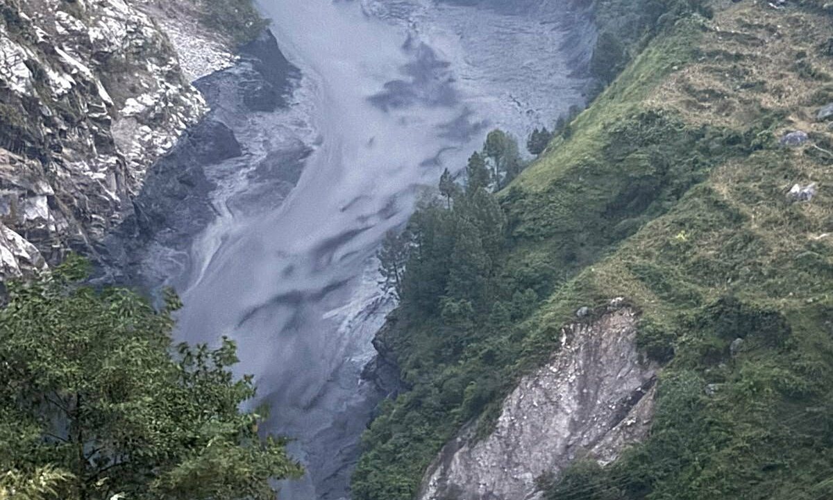 Landslide causes flash flood, Nepal calls for evacuation