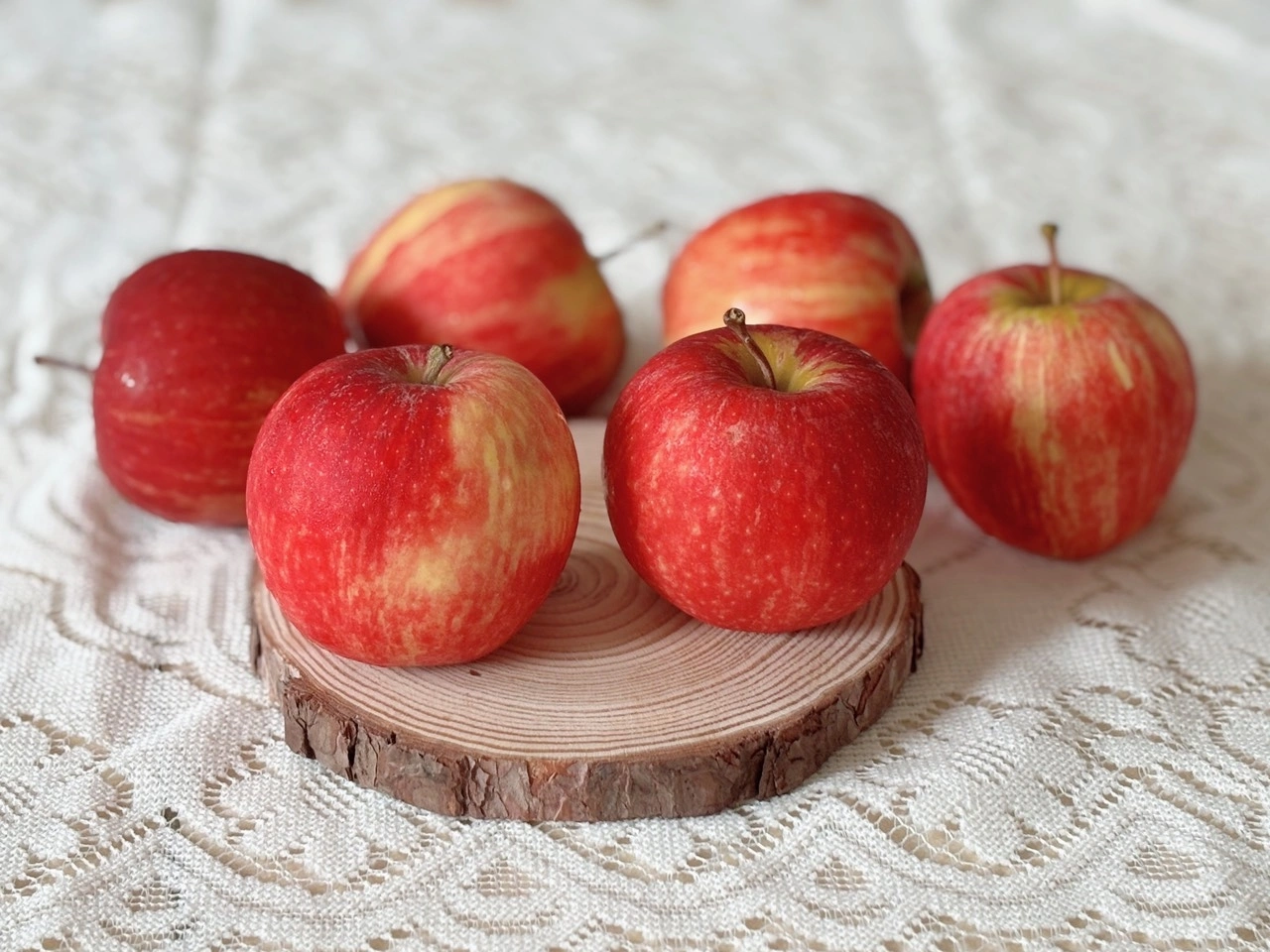 Five red and orange foods that help reduce cancer risk