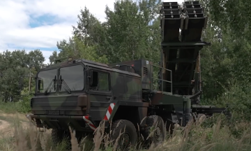 U.S. 'threatens to halt weapon, intelligence supply' to Ukraine