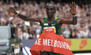 Kipchoge secures first marathon victory in three years