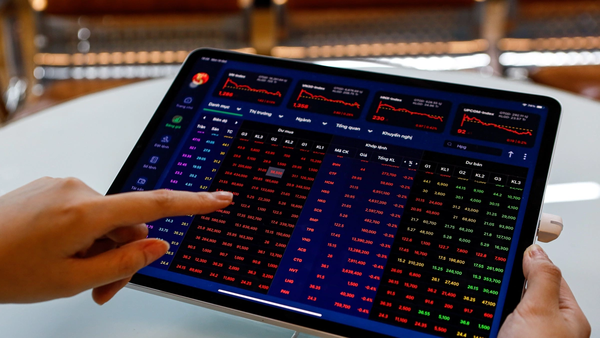 VN-Index drops for five consecutive sessions