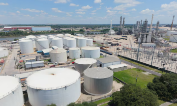 The Americas have an oil surplus