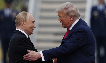 Trump doesn't believe Russia, China are supporting Iran
