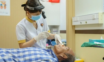 Sinus surgery helps man escape sleeping upright