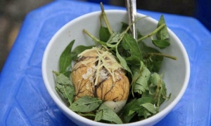Should pregnant women eat fertilized duck eggs?