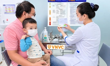 Can hand, foot, and mouth disease recur after four infections?