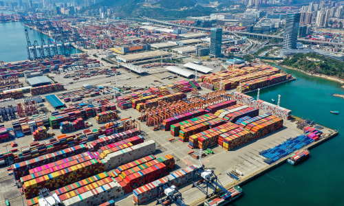 China's trade surplus nears USD 1 trillion