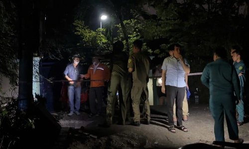 A 12-year-old boy dies near a puddle in TP HCM, suspected of electrocution