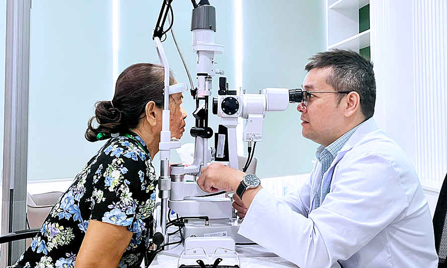 Doctors advise against waiting for cataracts to 'ripen' before surgery