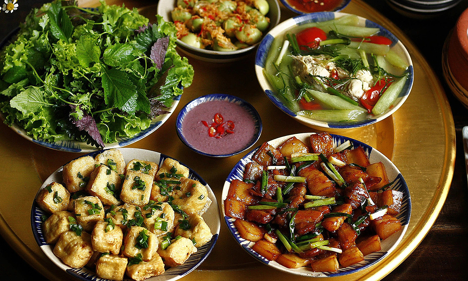 Fish, eggs, meat, or legumes: which provides the best protein source?